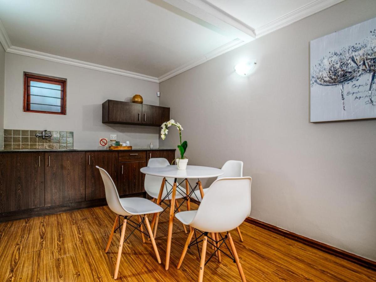 יוהנסבורג Hurlingham House Guest House מראה חיצוני תמונה