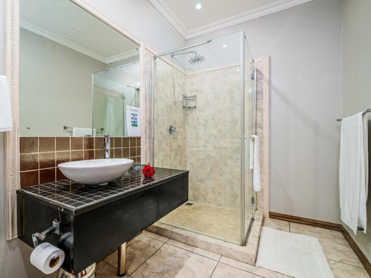 יוהנסבורג Hurlingham House Guest House מראה חיצוני תמונה