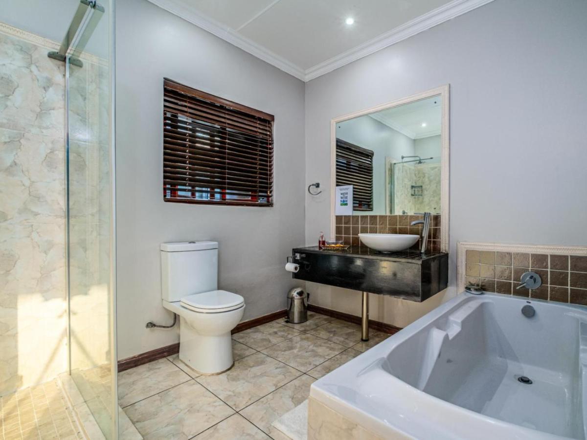 יוהנסבורג Hurlingham House Guest House מראה חיצוני תמונה
